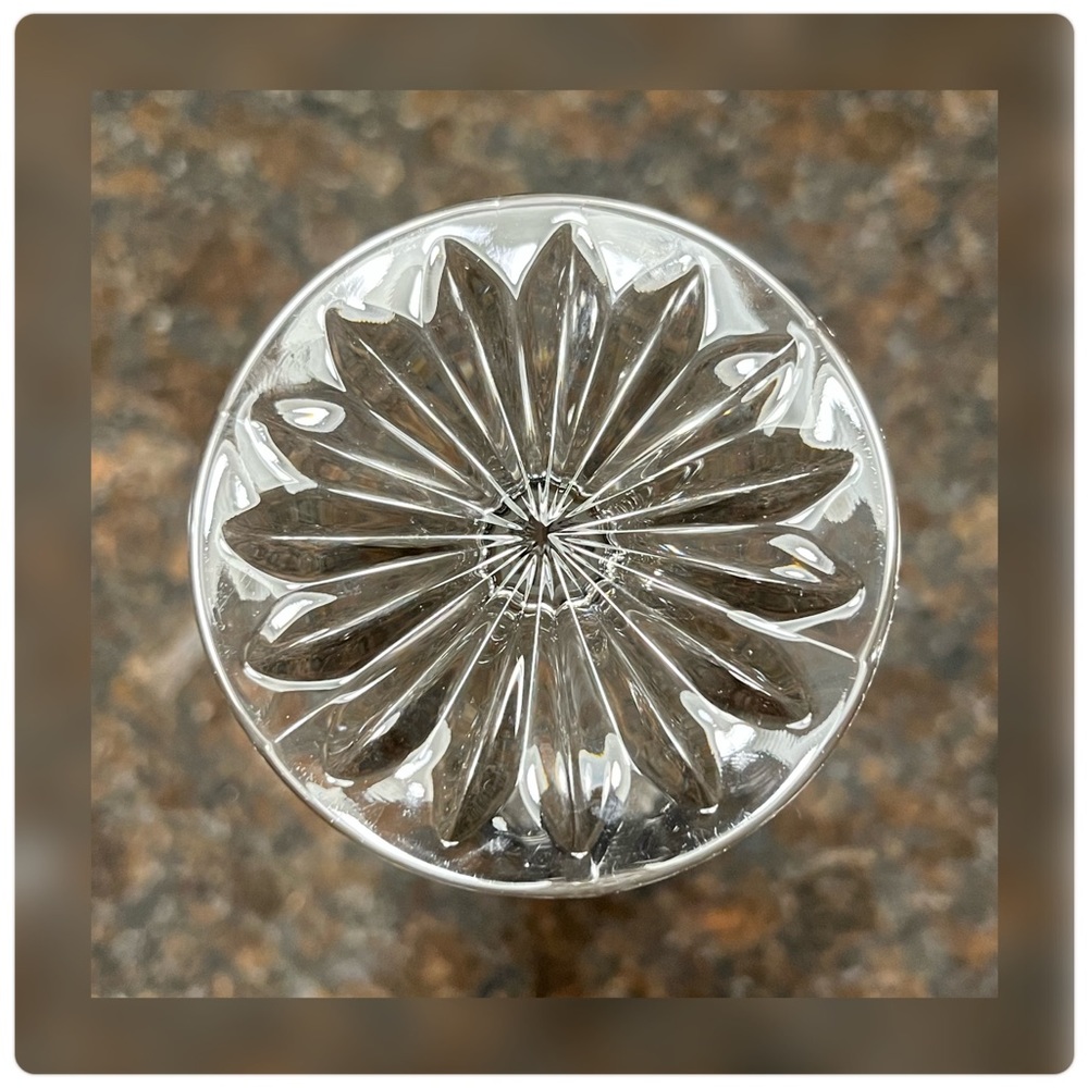Pair of Crystal Champagne Glasses-Gorgeous!! - Picture 6 of 6